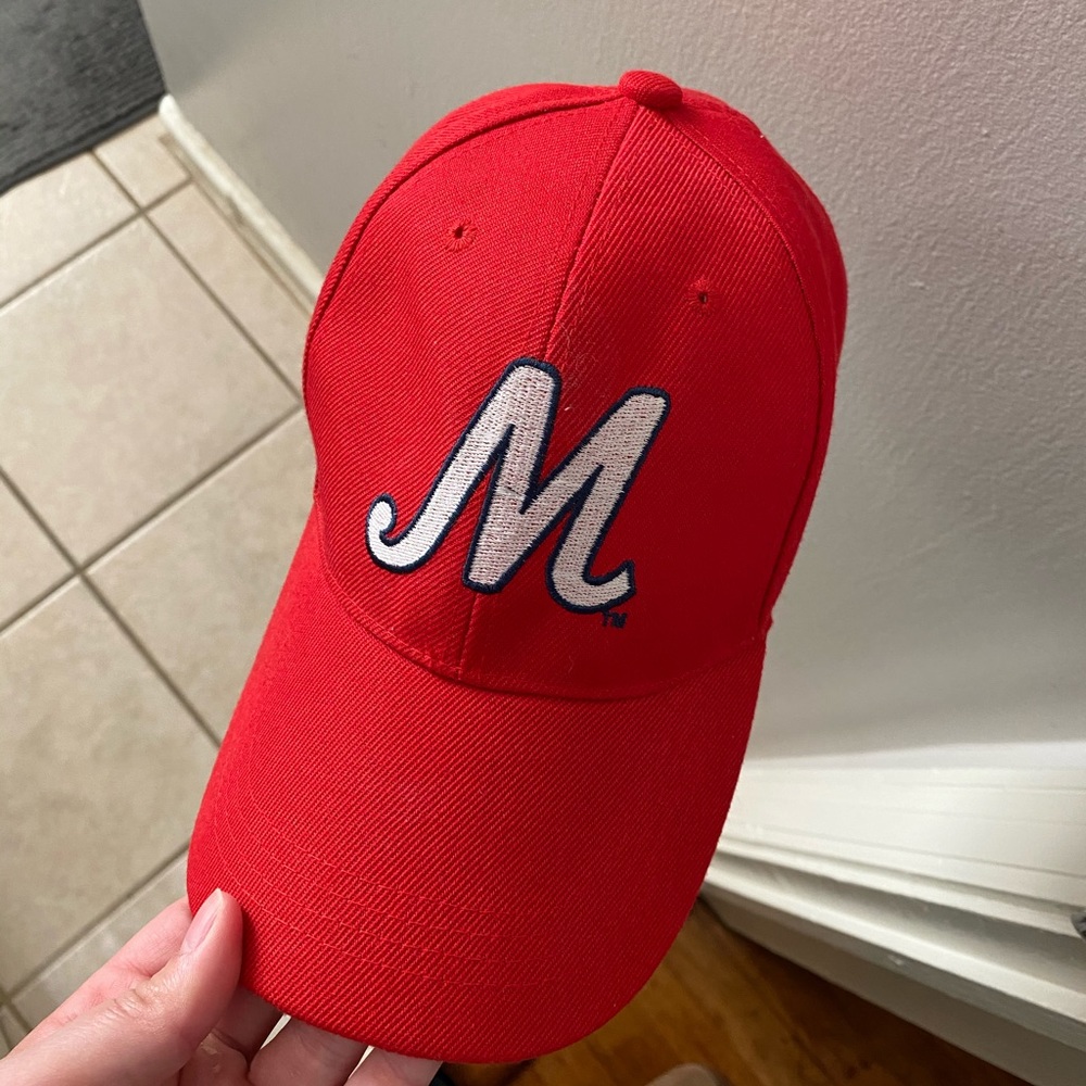 Memphis Redbirds baseball hat